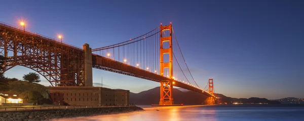 Ponte cancello dorato — Foto Stock