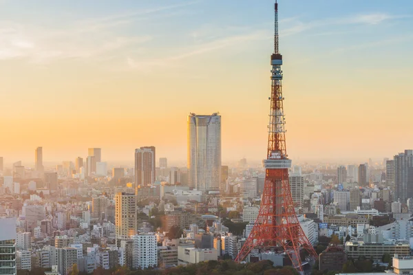 Paesaggio panoramico della città con Tokyo Tower, Tokyo, Giappone — Foto Stock