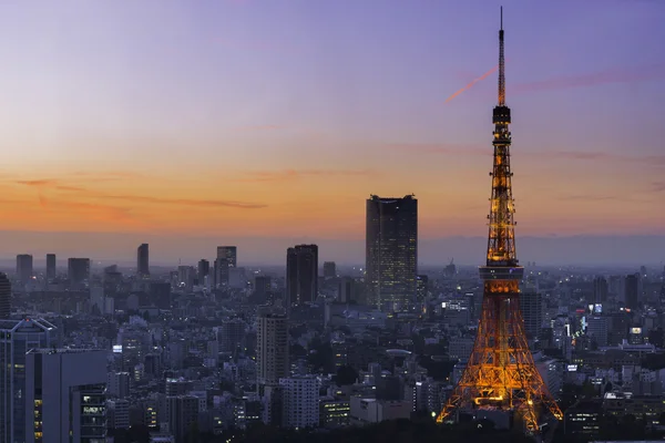 Tokyo Tower in de avond — Stockfoto