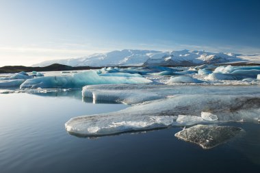 South Iceland'deki / daki Jokulsarlon buzul Gölü