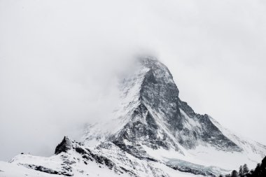 Matterhorn tepe karda