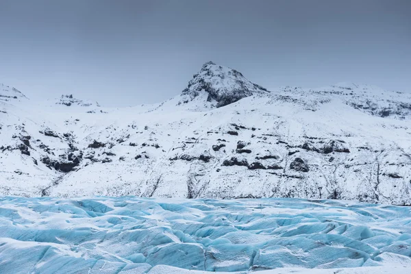 Glaciers majestueux devant la montagne — Photo