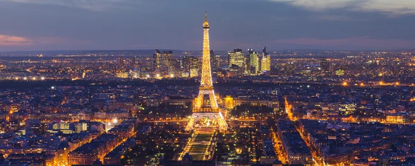 Eiffel Tower at night — Stock Photo, Image