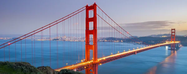 Puente de puerta de oro — Foto de Stock