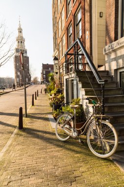 Amsterdam Sokakları ve Bisikletler