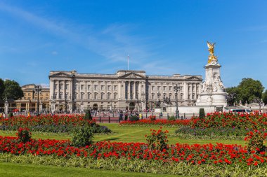 Buckingham Palace in the Summer clipart