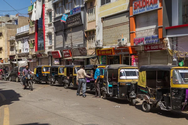 Rickshaw Tuk Tuks em Udaipur, Índia — Fotografia de Stock