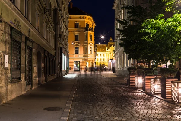 Улицы Любляны ночью — стоковое фото