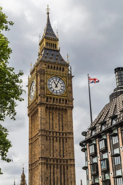 Big Ben Elizabeth Tower Primer Plano Union Jack Flag — Foto de Stock