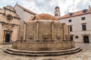 Onofrio's Big Fountain, Dubrovnik Eski Şehir