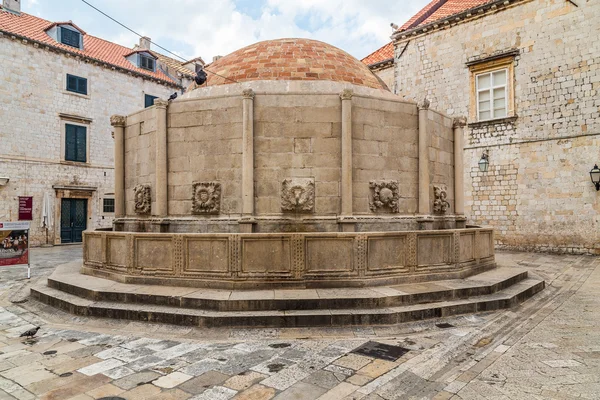 La gran fuente de Onofrio, el casco antiguo de Dubrovnik —  Fotos de Stock