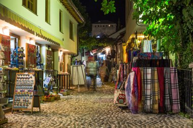 Mostar gece Mağazalar
