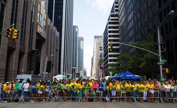 Crowds for the Brazil Day in New York City — Stock Photo, Image