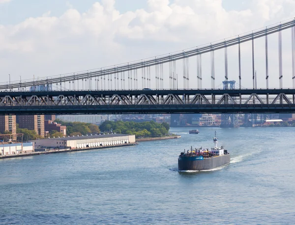 Cargo Ship - East River - NYC — Stock Photo, Image