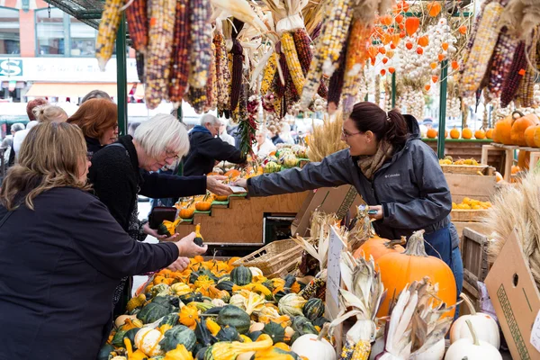 Nebenmarkt — Stockfoto