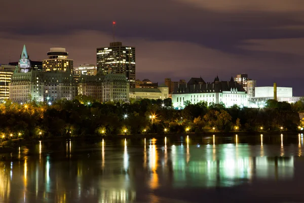 Del av Ottawa Skyline på natten — Stockfoto