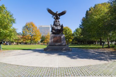 Savaş kıdemli Anıtı