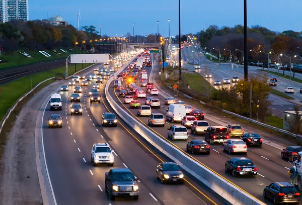 Verkehr auf dem Gardiner Express — Stockfoto