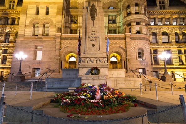 Ayuntamiento Viejo de Toronto Cenotaph — Foto de Stock