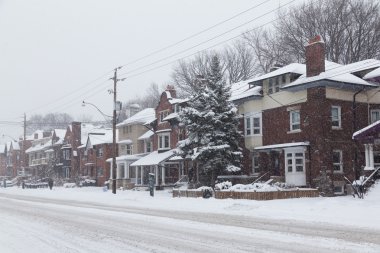 Sokaklar kar sırasında Toronto
