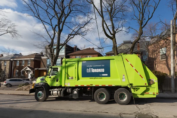 Camión de basura GFL en Toronto — Foto de Stock