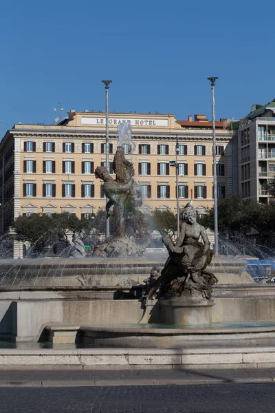 Fontána naiads na náměstí piazza della repubblica — Stock fotografie