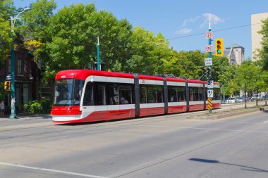 Yeni toronto sokak arabalar
