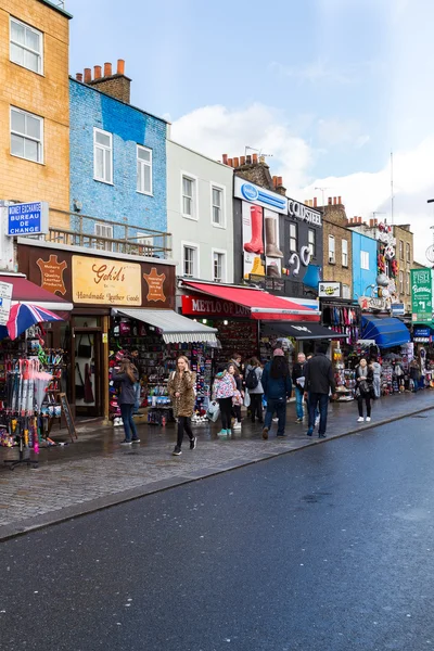 Obchodů a budov v Camden Town — Stock fotografie