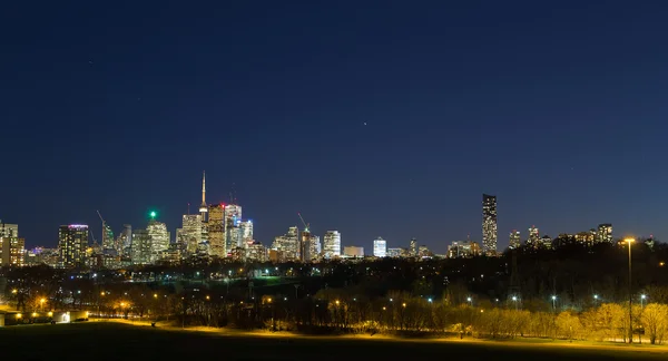 Toronto panorámás alkonyatkor — Stock Fotó