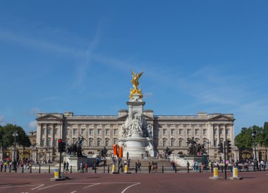 Yaz aylarında Buckingham Palace