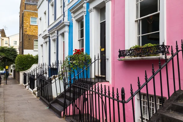 Kolorowe budynki w London Notting Hill — Zdjęcie stockowe