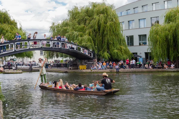 Musikboot in Camden — Stockfoto