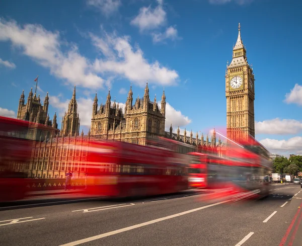 Big Ben and London Buses — Stock Photo, Image