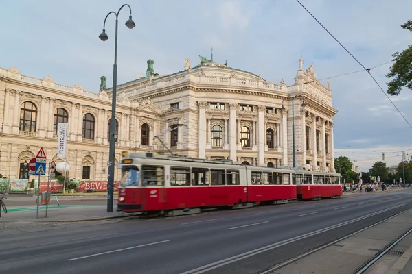 Burgtheater ve Vídni — Stock fotografie