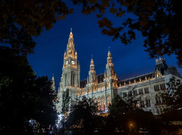 Vienna Rathaus (City Hall) at Night — Stock Photo, Image