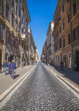 Roma sokaklarında gün boyunca