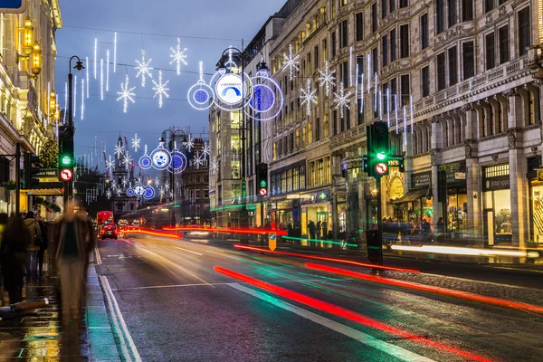 Странд в Лондоне на Рождество — стоковое фото