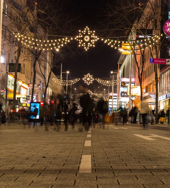 Mariahilferstrasse in Wenen op Kerstmis — Stockfoto