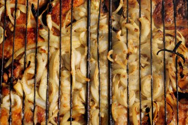 Izgara soğan halkaları füme