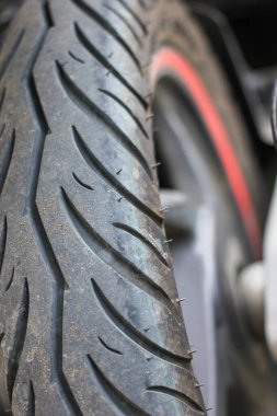 Kebumen, Endonezya 27.09.2021 Motosiklet lastiklerini kapatın