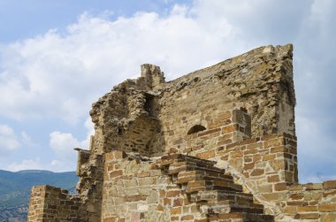 Eski kalenin kalıntıları.