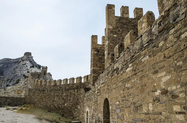 Ruinen der alten Burg — Stockfoto