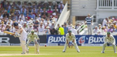 investec külleri ilk maç günü üç test