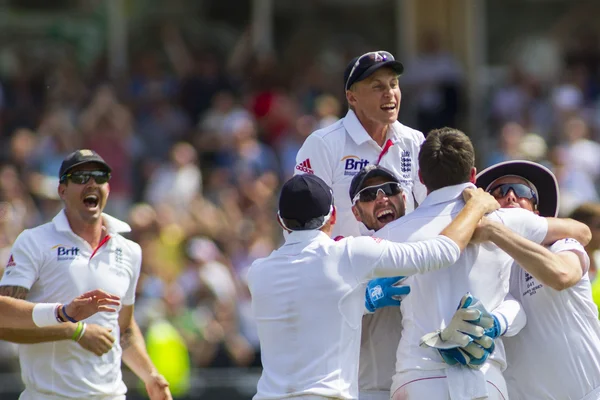 The Investec Ashes First Test Match Day Five — Stock Photo, Image