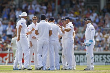 investec külleri, üçüncü gün iki test