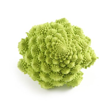 Beyaz üzerine bütün Romanesco brokoli