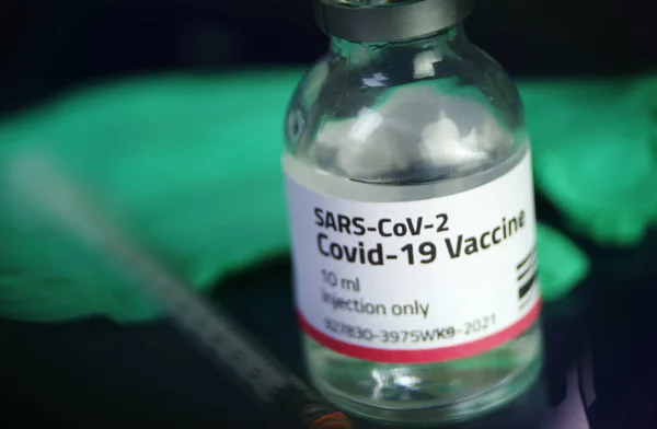 Vaccine Covid Dose Glass Vial Syringe Medicine Health Vaccinations Coronavirus — Stock Photo, Image