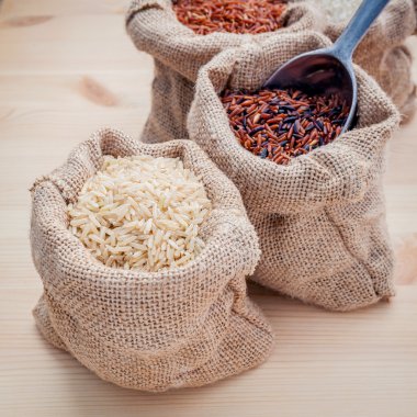 Bütün tahıl karışık geleneksel Tay en iyi pirinç için pirinç sağlıklı 