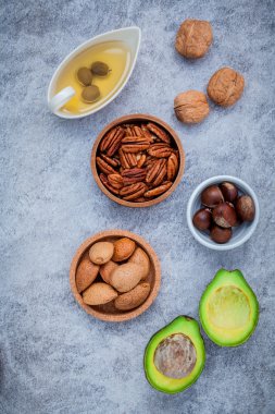 Omega 3 ve doymamış yağ seçimi gıda kaynakları. Süper fo