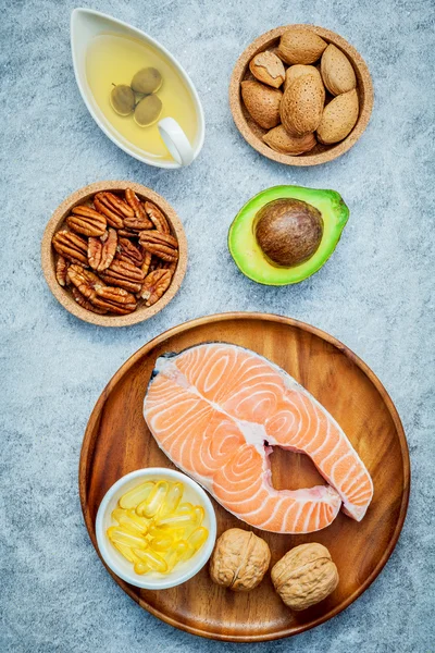 Výběr potravinové zdroje omega-3 a nenasycených tuků. Super fo — Stock fotografie